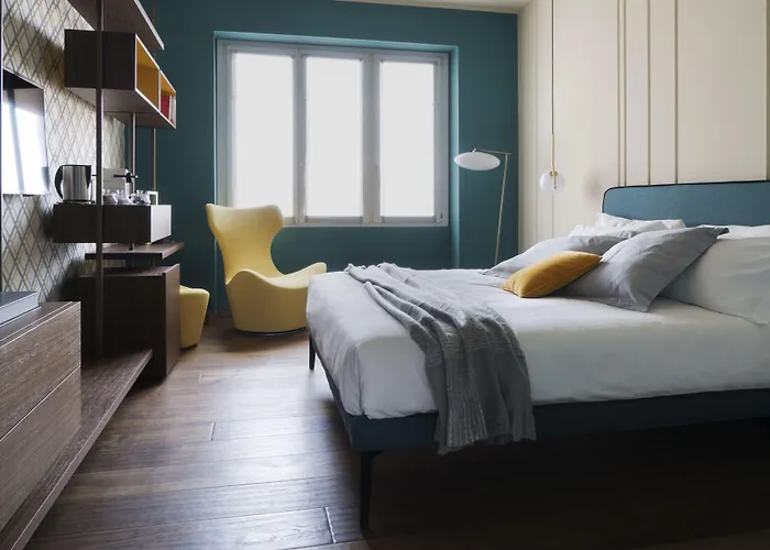 Castello Sforzesco Suites By Brera ApartmentsГотель