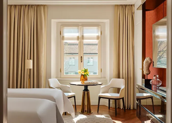 Four Seasons MilanoГотель